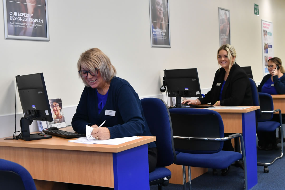 Image for Senior Sales Advisors – lead by example